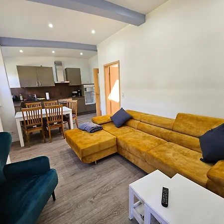 Aurora Appartement *